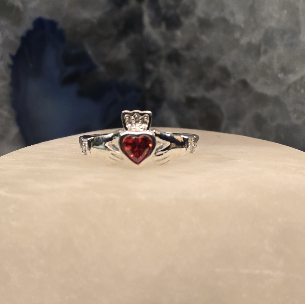 925 Claddagh Ring Size 7